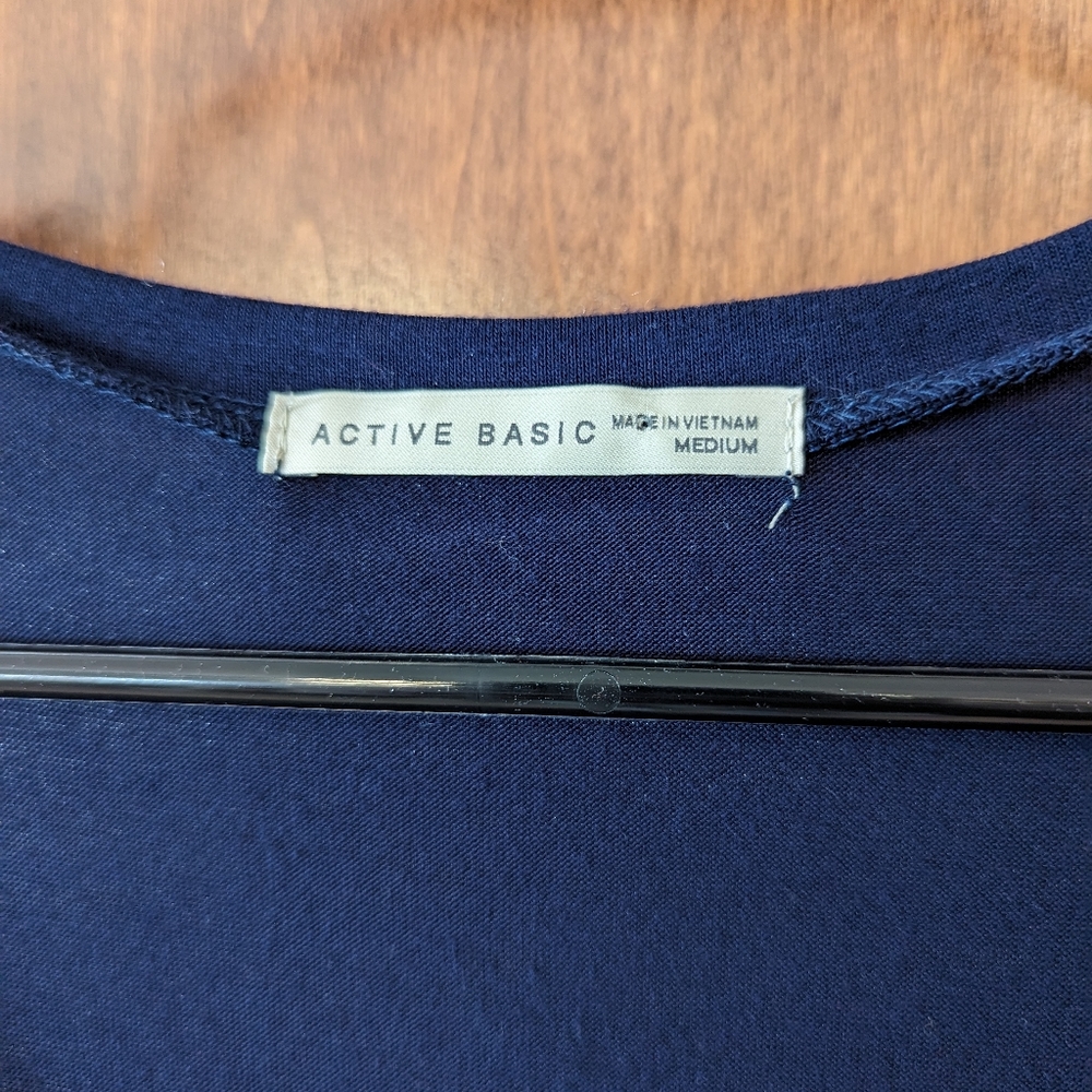 Active Basic tee - Picture 2 of 2